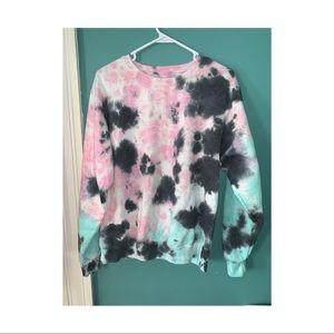 Like new tie dye crewneck